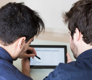 Guest Posting vs Link Building: What’s the Difference?